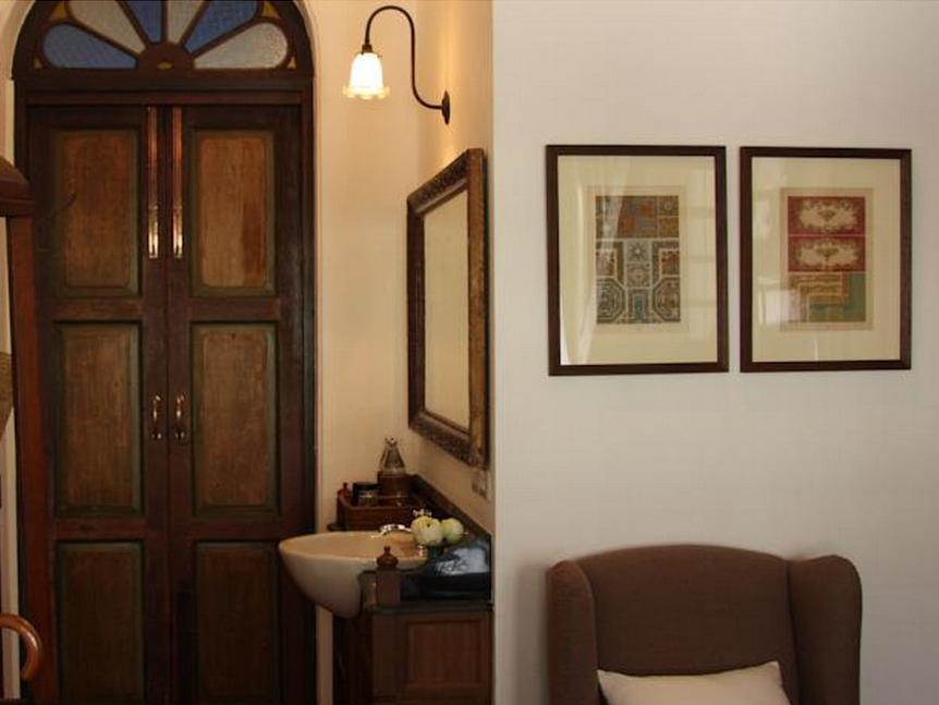 The Bhuthorn Bed & Breakfast Bangkok Luaran gambar